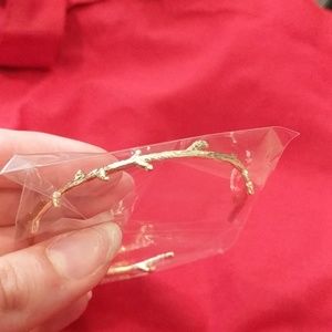 ⭐ OWLCRATE EXCLUSIVE BOOKISH BRANCH GOLD BRACELET⭐